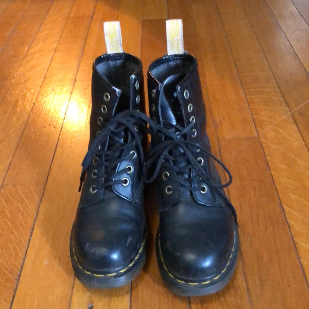 Unisex 1460 Vegan Doc Martens